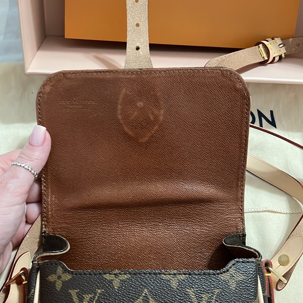Louis Vuitton Vintage Cartouchière 17 Monogram – Fully Restored by LV - Picture 10 of 13